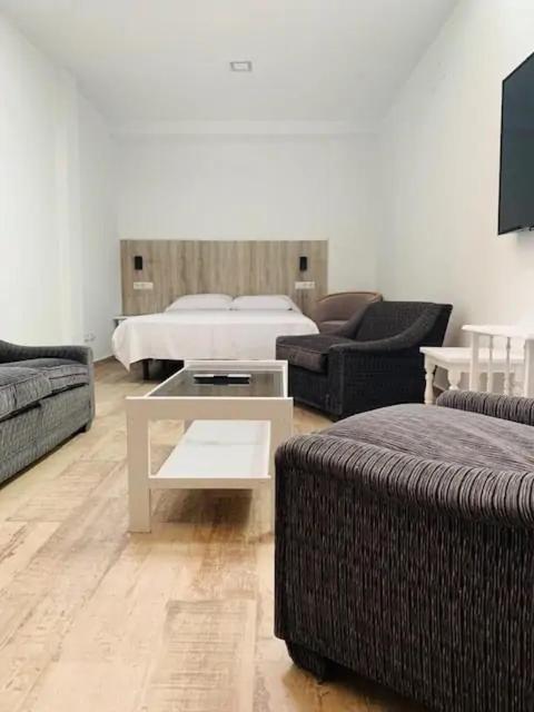 Hotel Madrid Rio Экстерьер фото