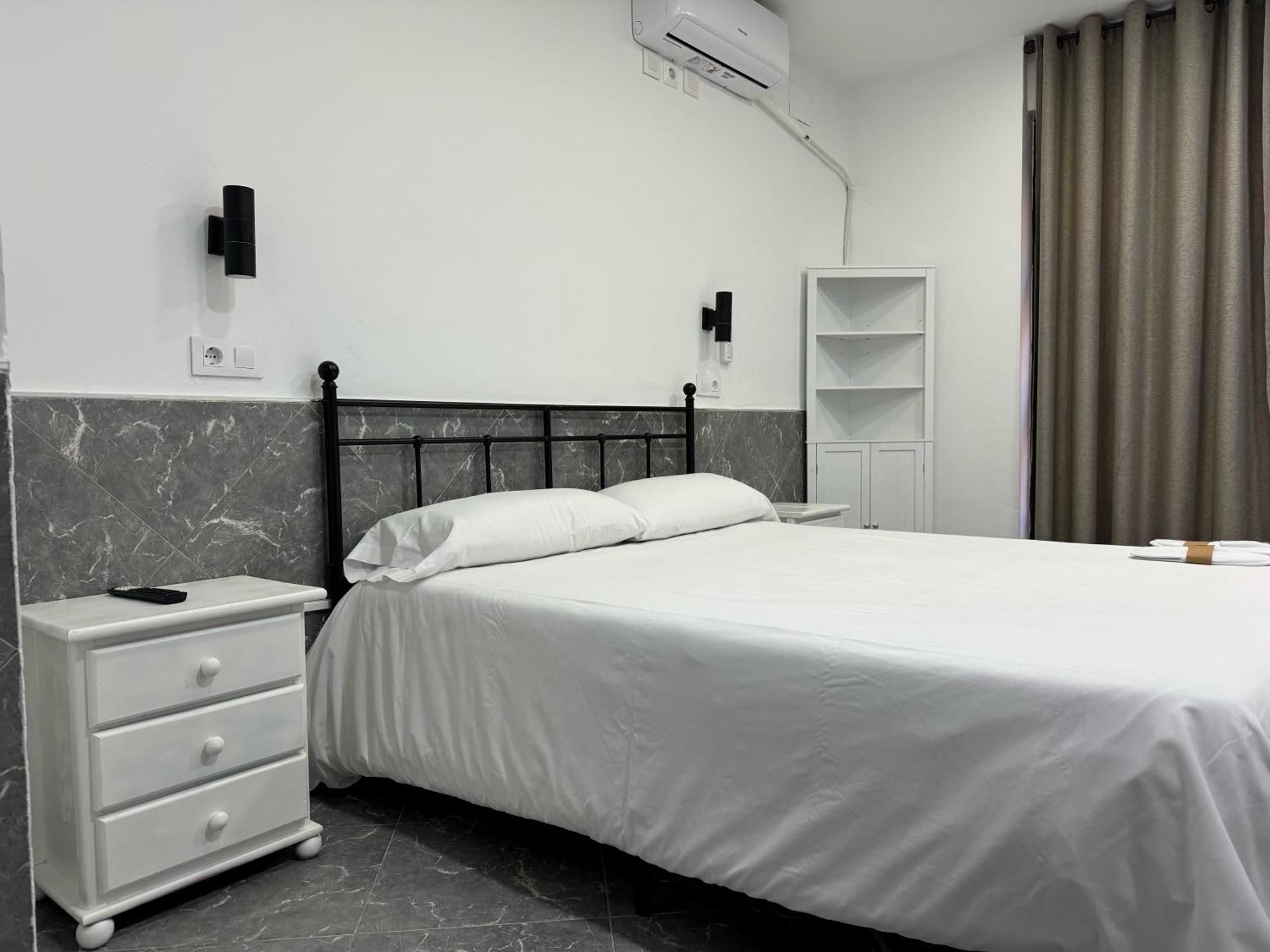Hotel Madrid Rio Экстерьер фото