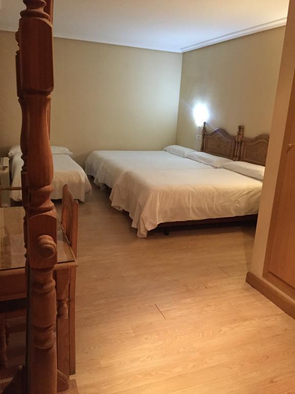 Hotel Madrid Rio Экстерьер фото