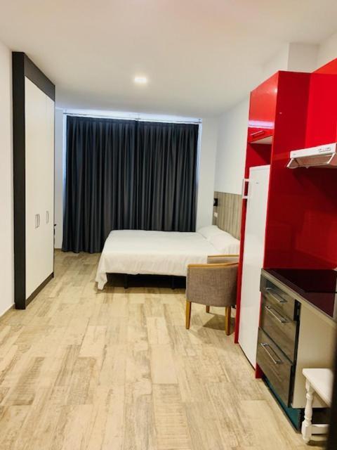 Hotel Madrid Rio Экстерьер фото