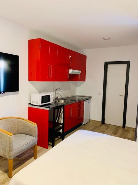 Hotel Madrid Rio Экстерьер фото